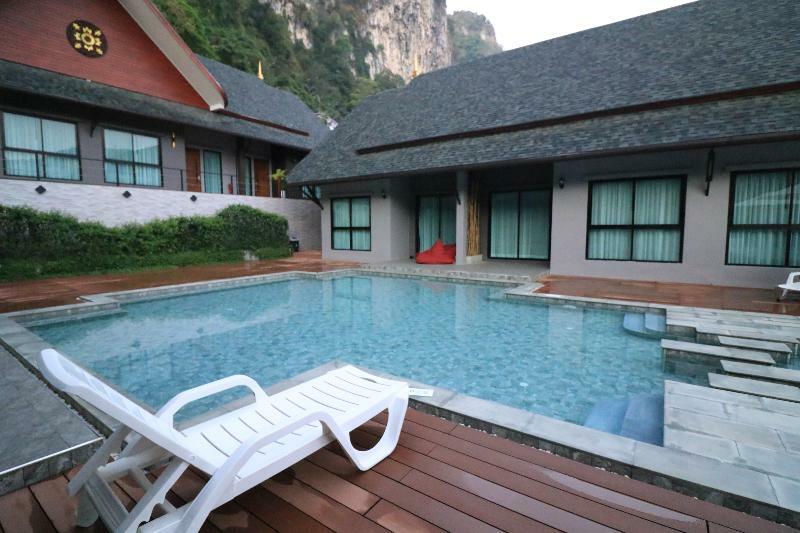 The Scene Cliff View Villas By Swiss-Belhotel Krabi town Εξωτερικό φωτογραφία